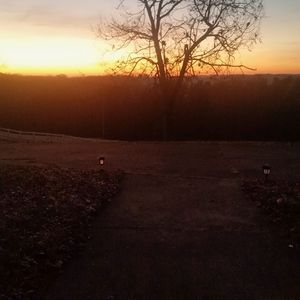 Meet your Posher, Lora